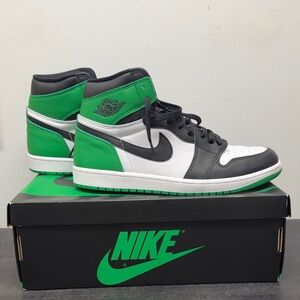 Lucky Green Air Jordan 1s size 11